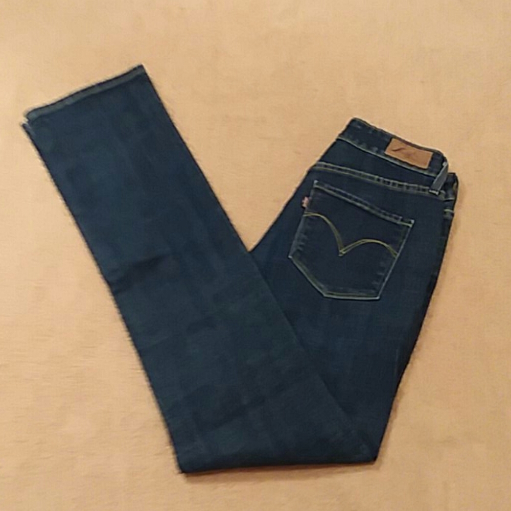 RED TAB Levis San Francisco Demi Curve Jeans